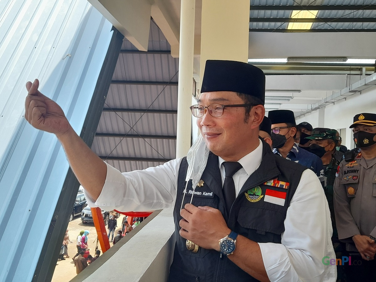 Survey Poltracking Tempatkan Ridwan Kamil Teratas di Posisi Cawapres